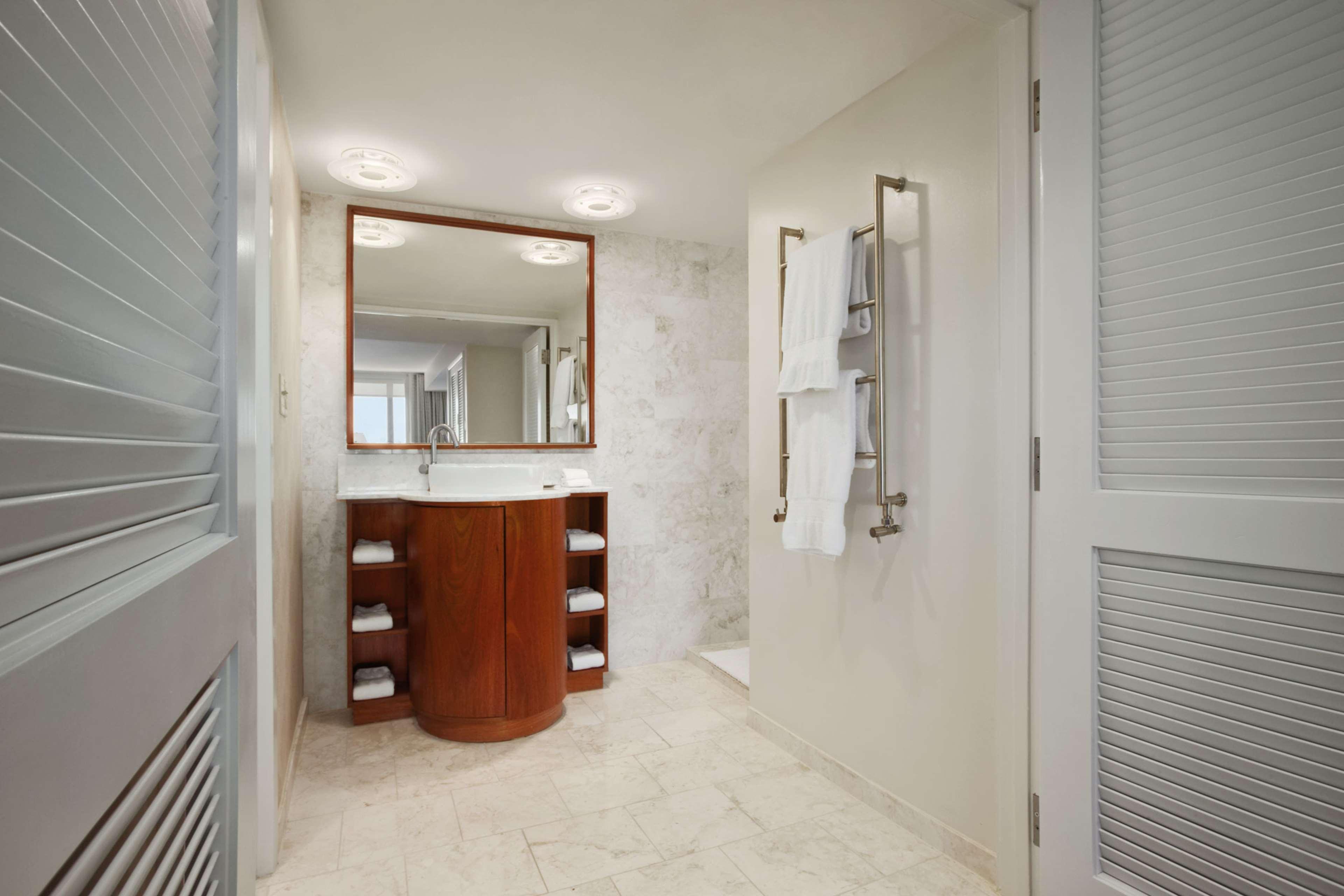 Hilton Miami Airport Blue Lagoon Luaran gambar