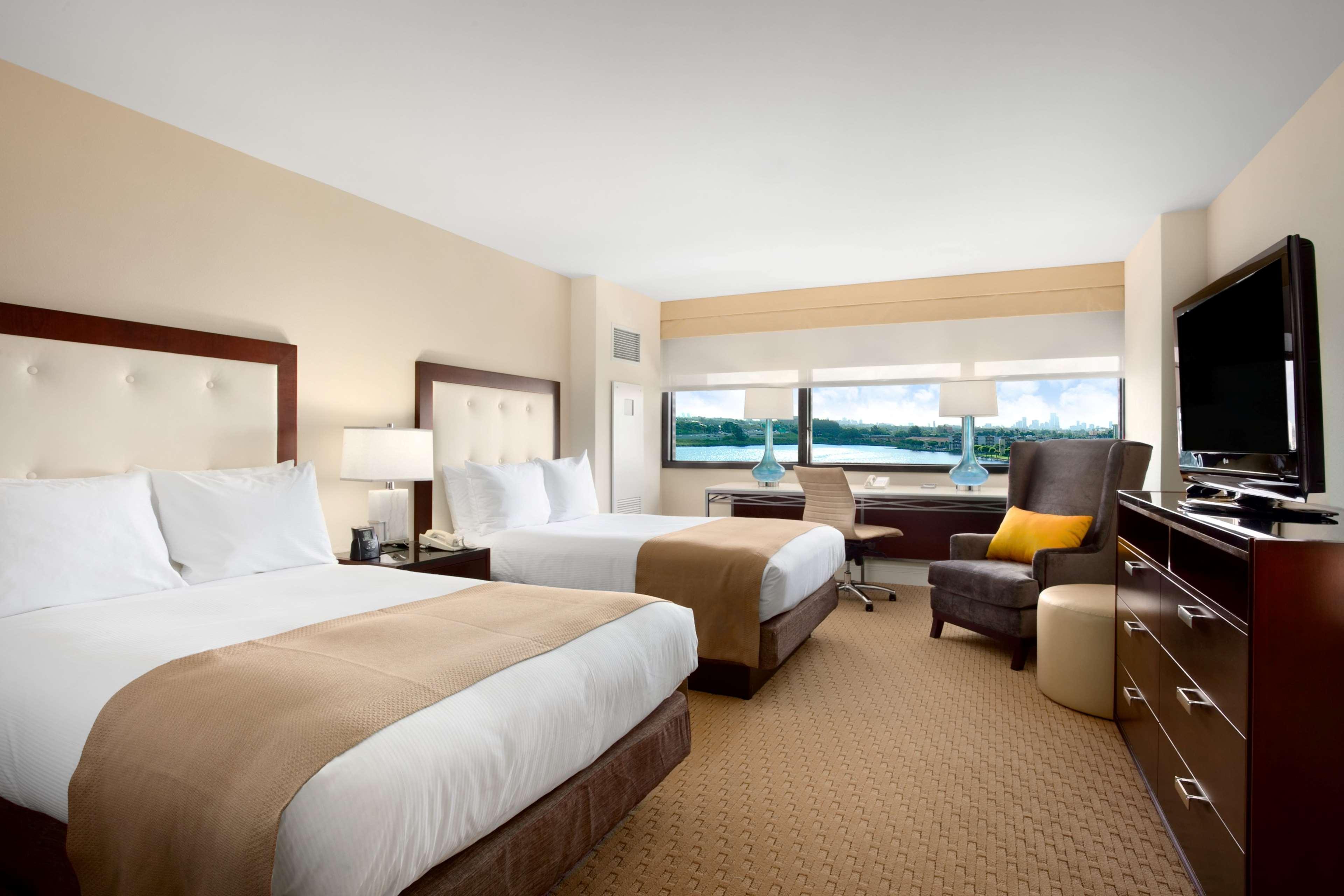 Hilton Miami Airport Blue Lagoon Luaran gambar