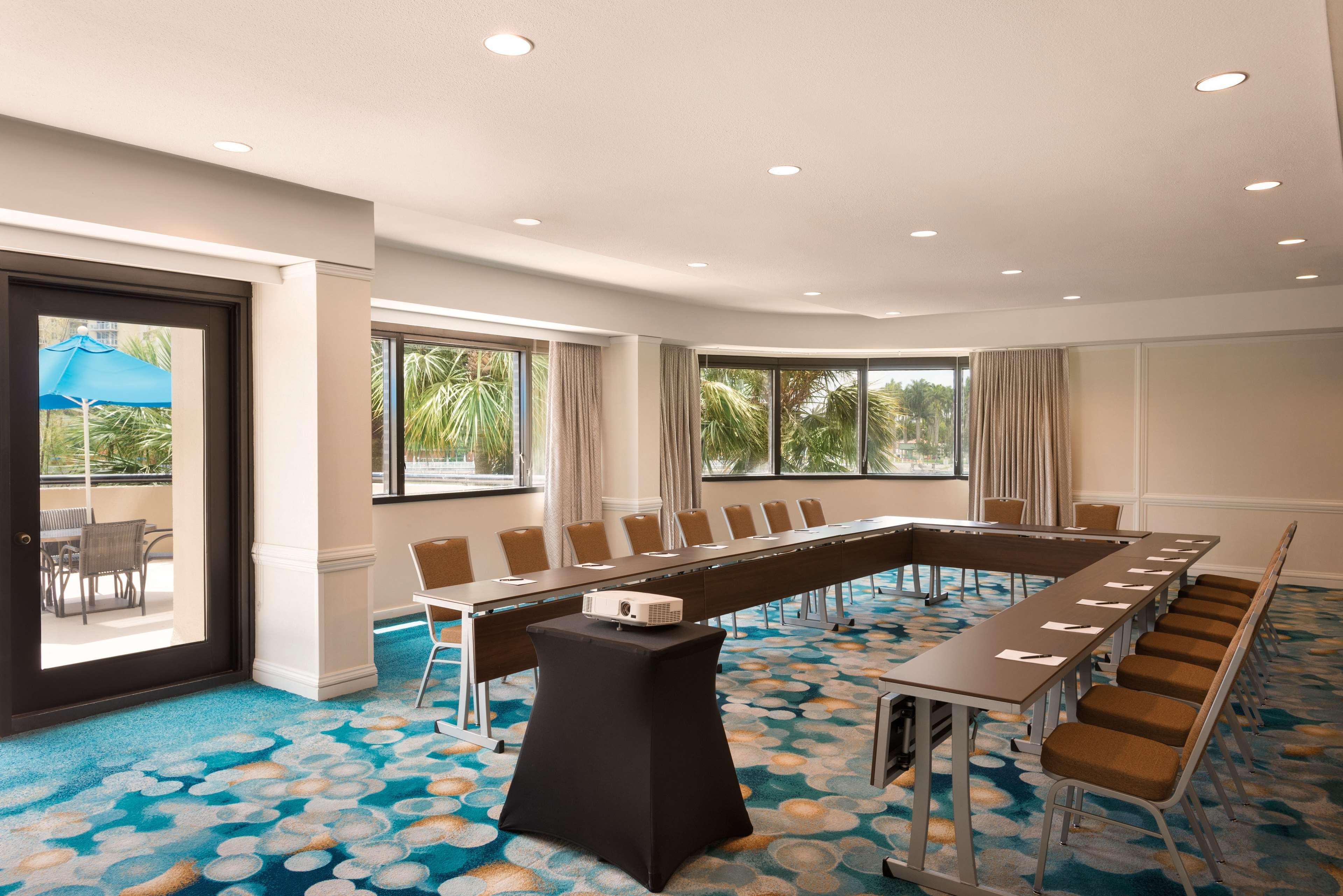Hilton Miami Airport Blue Lagoon Luaran gambar